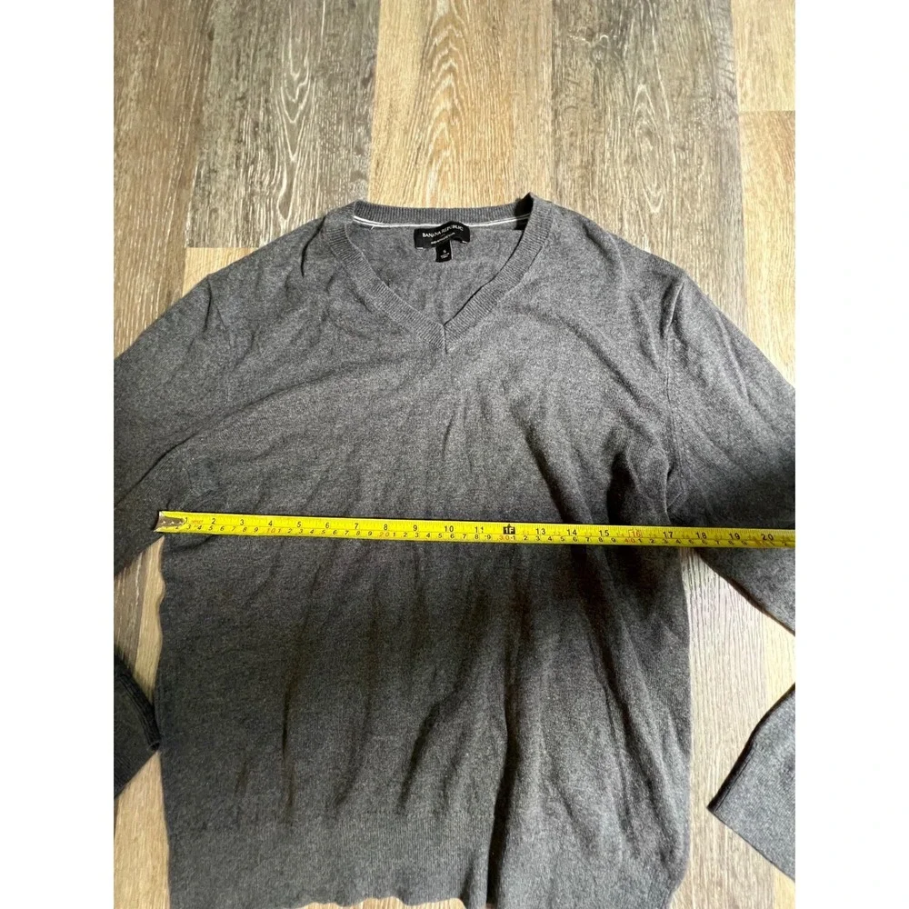 Banana Republic V-Neck‎ Sweater Mens S Grey Excellent Premium Luxe Yarn Pullover